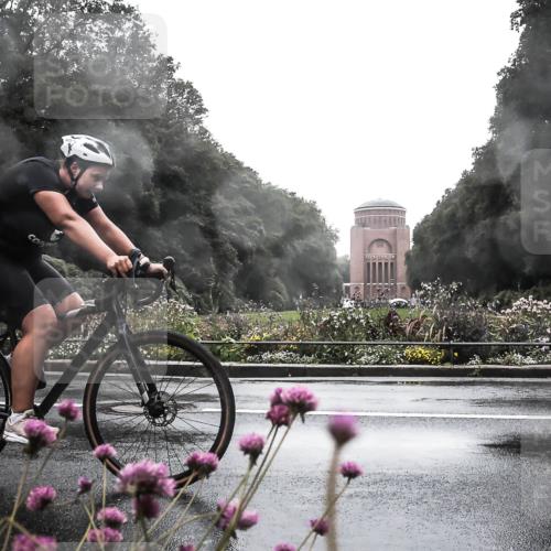 13.09.2026 - Stadtparktriathlon H.Heesch http://msf.ph/oto/10288783 13.09.2026 12:48:54 Radfahren 1135 meine-sportfotos.de