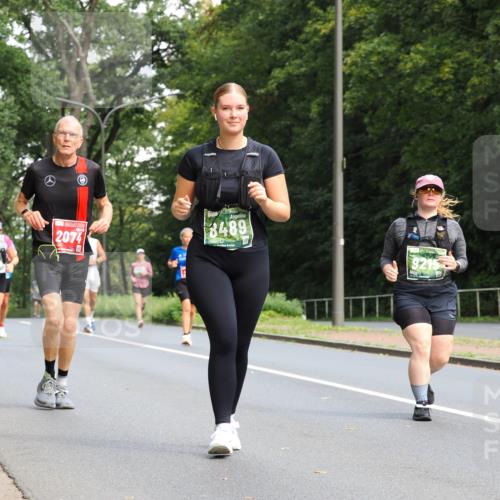 13.09.2026 - 21. swb-Marathon Bremen TobiasT http://msf.ph/oto/10288786 13.09.2026 12:26:08 Laufen 2074, 8489, 9215 meine-sportfotos.de