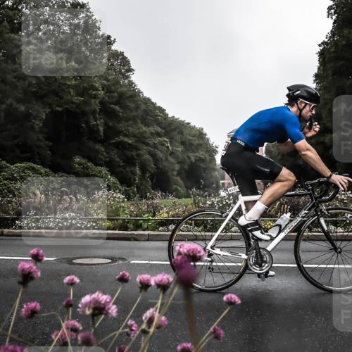 13.09.2026 - Stadtparktriathlon H.Heesch http://msf.ph/oto/10288794 13.09.2026 11:37:36 Radfahren 829, 833, 853 meine-sportfotos.de