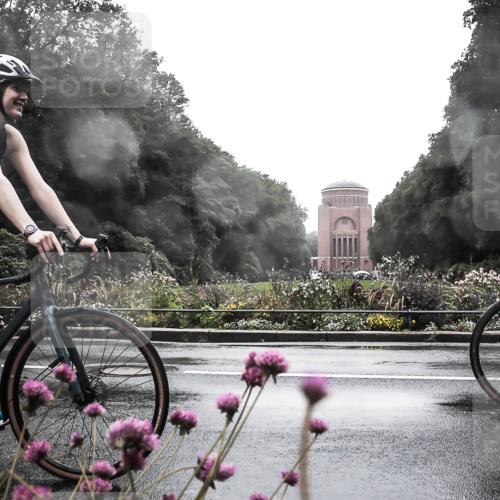 13.09.2026 - Stadtparktriathlon H.Heesch http://msf.ph/oto/10288798 13.09.2026 12:48:59 Radfahren 1069, 1099, 1131, 1205, 1234, 1263 meine-sportfotos.de