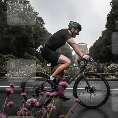 13.09.2026 - Stadtparktriathlon H.Heesch http://msf.ph/oto/10288818 13.09.2026 11:38:13 Radfahren 839, 871, 877, 882, 946 meine-sportfotos.de