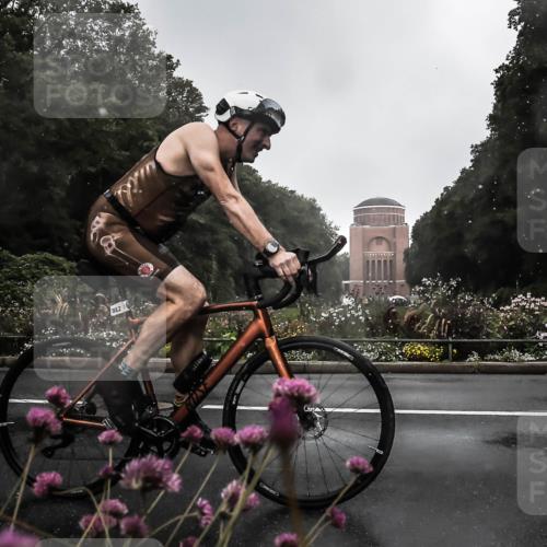 13.09.2026 - Stadtparktriathlon H.Heesch http://msf.ph/oto/10288824 13.09.2026 11:38:16 Radfahren 871, 877, 882, 895, 946 meine-sportfotos.de