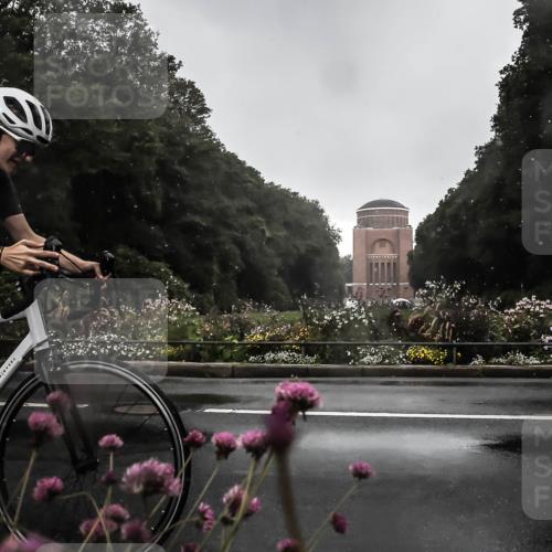 13.09.2026 - Stadtparktriathlon H.Heesch http://msf.ph/oto/10288870 13.09.2026 11:38:50 Radfahren 776, 893, 905 meine-sportfotos.de