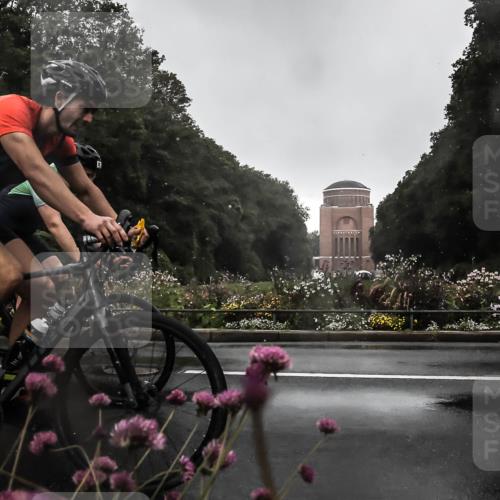 13.09.2026 - Stadtparktriathlon H.Heesch http://msf.ph/oto/10288876 13.09.2026 11:38:53 Radfahren 740, 776, 826, 835, 893, 905 meine-sportfotos.de