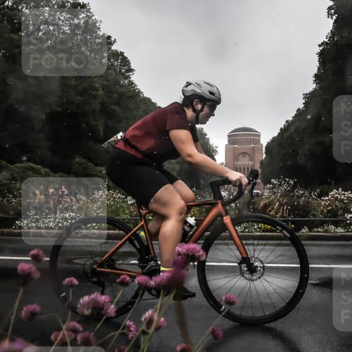 13.09.2026 - Stadtparktriathlon H.Heesch http://msf.ph/oto/10288879 13.09.2026 11:38:54 Radfahren 740, 826, 835, 893, 905 meine-sportfotos.de