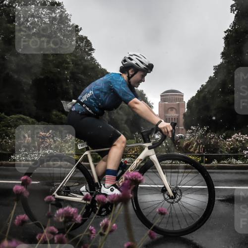 13.09.2026 - Stadtparktriathlon H.Heesch http://msf.ph/oto/10288889 13.09.2026 11:38:56 Radfahren 740, 826, 835, 893, 905 meine-sportfotos.de
