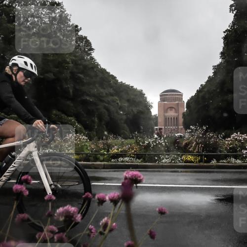 13.09.2026 - Stadtparktriathlon H.Heesch http://msf.ph/oto/10288894 13.09.2026 11:39:01 Radfahren 781 meine-sportfotos.de