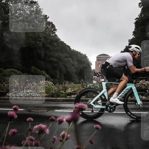 13.09.2026 - Stadtparktriathlon H.Heesch http://msf.ph/oto/10288907 13.09.2026 11:39:21 Radfahren 653, 800, 865, 870 meine-sportfotos.de