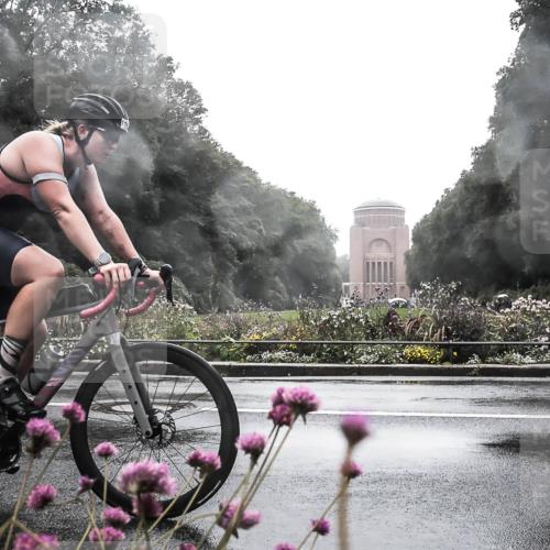 13.09.2026 - Stadtparktriathlon H.Heesch http://msf.ph/oto/10288916 13.09.2026 12:49:43 Radfahren 1161, 1281 meine-sportfotos.de