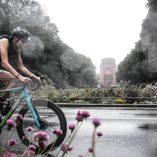 13.09.2026 - Stadtparktriathlon H.Heesch http://msf.ph/oto/10288957 13.09.2026 12:50:15 Radfahren 1106, 1264, 1301, 1306 meine-sportfotos.de
