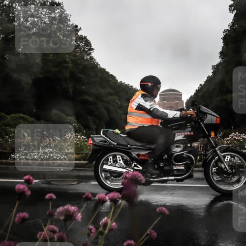 13.09.2026 - Stadtparktriathlon H.Heesch http://msf.ph/oto/10288960 13.09.2026 11:39:47 Radfahren 636, 838, 869, 873 meine-sportfotos.de