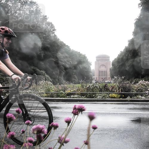 13.09.2026 - Stadtparktriathlon H.Heesch http://msf.ph/oto/10288984 13.09.2026 12:50:19 Radfahren 1080, 1094, 1144, 1249, 1264, 1301, 1306 meine-sportfotos.de