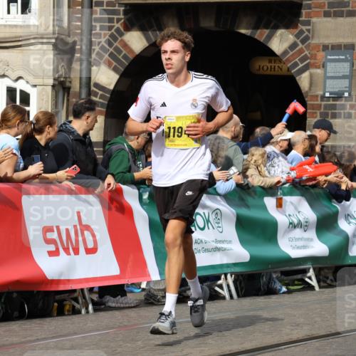 13.09.2026 - 21. swb-Marathon Bremen Strokosch-Dieckow http://msf.ph/oto/10288985 13.09.2026 10:41:39 Ziel 11077, 11944, 13520, 10341, 10972, 11426, 11527, 12246, 13586 meine-sportfotos.de