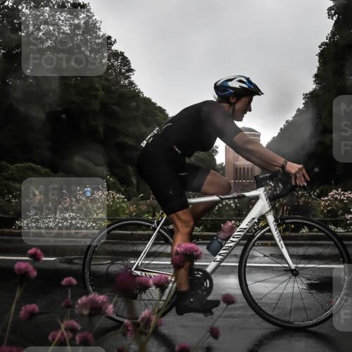 13.09.2026 - Stadtparktriathlon H.Heesch http://msf.ph/oto/10289003 13.09.2026 11:40:09 Radfahren 736, 779, 787, 884, 948 meine-sportfotos.de