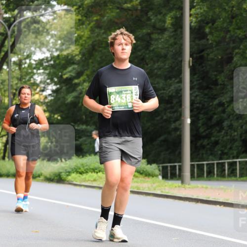 13.09.2026 - 21. swb-Marathon Bremen TobiasT http://msf.ph/oto/10289021 13.09.2026 12:26:56 Laufen 8436 meine-sportfotos.de