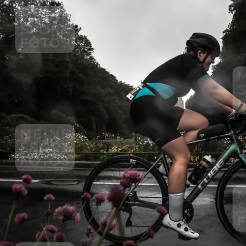 13.09.2026 - Stadtparktriathlon H.Heesch http://msf.ph/oto/10289027 13.09.2026 11:40:17 Radfahren 774, 801, 807, 863 meine-sportfotos.de