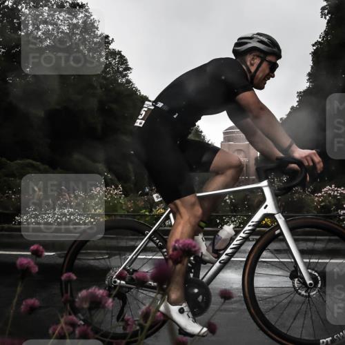13.09.2026 - Stadtparktriathlon H.Heesch http://msf.ph/oto/10289038 13.09.2026 11:40:23 Radfahren 772, 804, 818, 834, 856, 925 meine-sportfotos.de