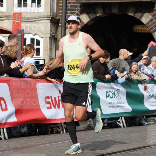 13.09.2026 - 21. swb-Marathon Bremen Strokosch-Dieckow http://msf.ph/oto/10289048 13.09.2026 10:41:40 Ziel 11077, 11944, 12442, 13520, 10341, 10972, 11426, 11527, 12246, 12468 meine-sportfotos.de