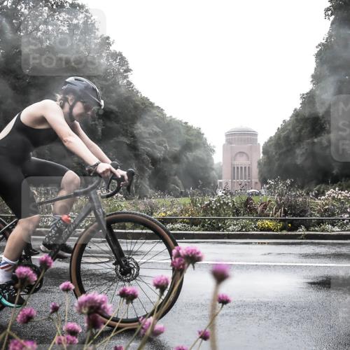 13.09.2026 - Stadtparktriathlon H.Heesch http://msf.ph/oto/10289049 13.09.2026 12:51:04 Radfahren 1097, 1113, 1139, 1141, 1167, 1216, 1219 meine-sportfotos.de
