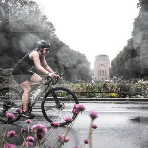13.09.2026 - Stadtparktriathlon H.Heesch http://msf.ph/oto/10289058 13.09.2026 12:51:05 Radfahren 1097, 1113, 1139, 1141, 1167, 1216, 1219 meine-sportfotos.de