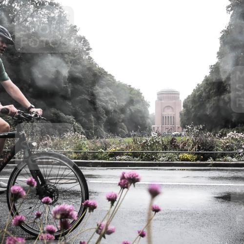 13.09.2026 - Stadtparktriathlon H.Heesch http://msf.ph/oto/10289084 13.09.2026 12:51:17 Radfahren 1288 meine-sportfotos.de