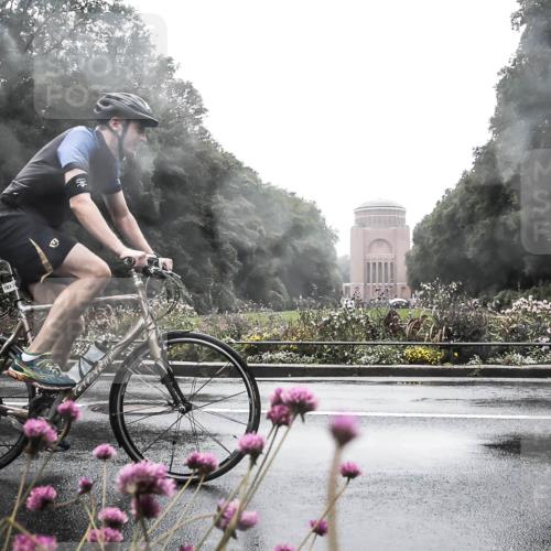13.09.2026 - Stadtparktriathlon H.Heesch http://msf.ph/oto/10289095 13.09.2026 12:51:26 Radfahren 1178, 1303 meine-sportfotos.de