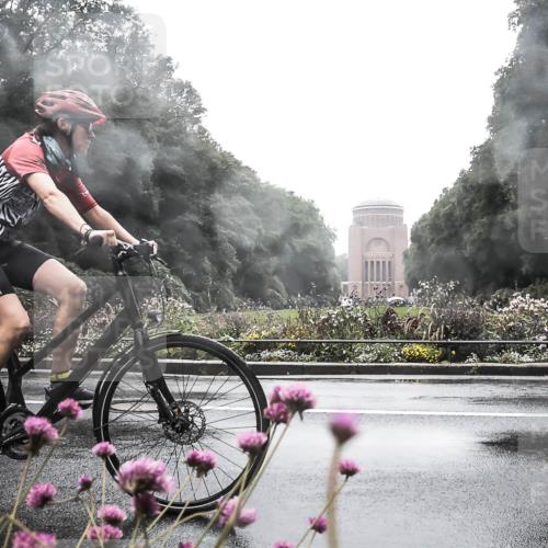 13.09.2026 - Stadtparktriathlon H.Heesch http://msf.ph/oto/10289134 13.09.2026 12:51:46 Radfahren 1090, 1132, 1181, 1256, 1290, 1293 meine-sportfotos.de