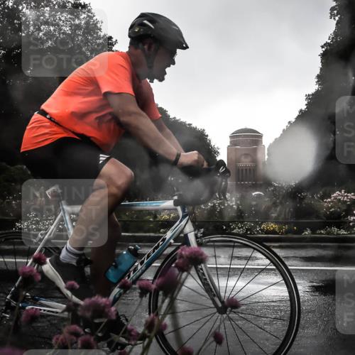 13.09.2026 - Stadtparktriathlon H.Heesch http://msf.ph/oto/10289141 13.09.2026 11:41:23 Radfahren 658, 934 meine-sportfotos.de