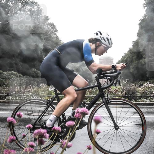 13.09.2026 - Stadtparktriathlon H.Heesch http://msf.ph/oto/10289148 13.09.2026 12:51:48 Radfahren 1090, 1132, 1181, 1256, 1293 meine-sportfotos.de