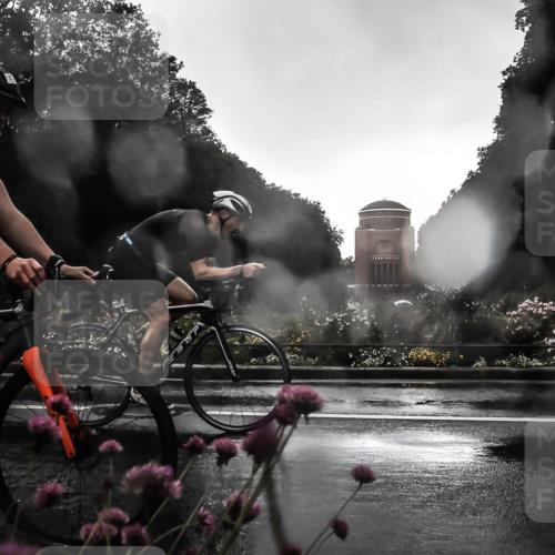 13.09.2026 - Stadtparktriathlon H.Heesch http://msf.ph/oto/10289160 13.09.2026 11:41:39 Radfahren 714, 773, 891 meine-sportfotos.de