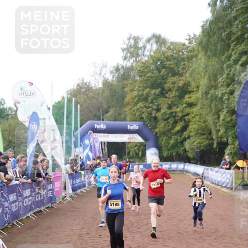 13.09.2026 - Airport Race Dennis Weichert http://msf.ph/oto/10289178 13.09.2026 10:30:46 Ziel 4076, 4138, 5142, 5188, 5342 meine-sportfotos.de