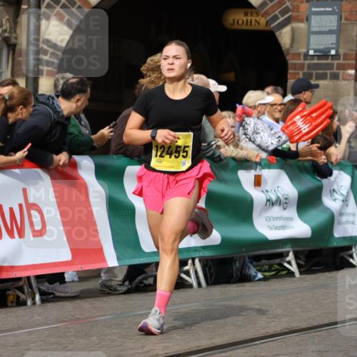 13.09.2026 - 21. swb-Marathon Bremen Strokosch-Dieckow http://msf.ph/oto/10289194 13.09.2026 10:41:47 Ziel 11628, 11944, 12442, 13520, 13600, 12468, 13621 meine-sportfotos.de