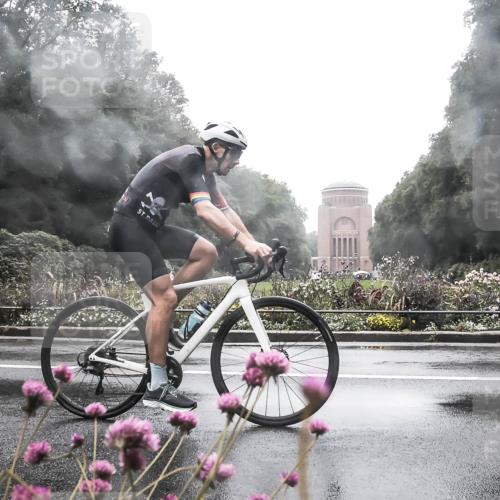 13.09.2026 - Stadtparktriathlon H.Heesch http://msf.ph/oto/10289206 13.09.2026 12:52:24 Radfahren 1104, 1169, 1221, 1229, 1233, 1247, 1302, 1307 meine-sportfotos.de