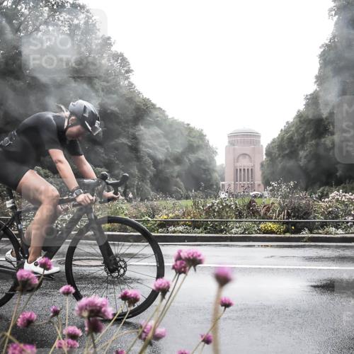 13.09.2026 - Stadtparktriathlon H.Heesch http://msf.ph/oto/10289230 13.09.2026 12:52:27 Radfahren 1104, 1169, 1229, 1233, 1247, 1302, 1307 meine-sportfotos.de