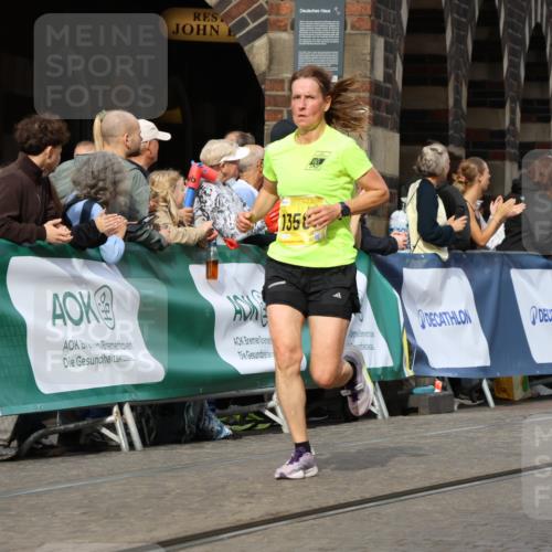 13.09.2026 - 21. swb-Marathon Bremen Strokosch-Dieckow http://msf.ph/oto/10289233 13.09.2026 10:41:50 Ziel 11628, 11944, 12442, 12455, 13520, 13600, 12426, 12468, 13621 meine-sportfotos.de