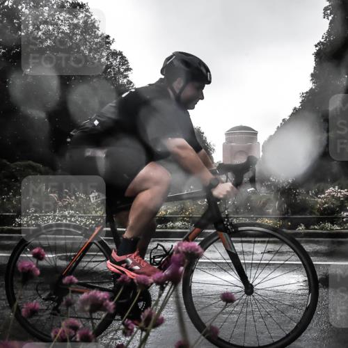 13.09.2026 - Stadtparktriathlon H.Heesch http://msf.ph/oto/10289235 13.09.2026 11:42:28 Radfahren 722, 778, 780, 821, 862, 867, 878, 879 meine-sportfotos.de