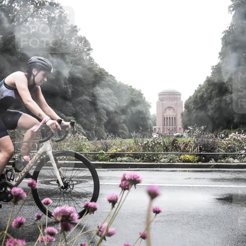 13.09.2026 - Stadtparktriathlon H.Heesch http://msf.ph/oto/10289241 13.09.2026 12:52:37 Radfahren 1075, 1100, 1203, 1209, 1230 meine-sportfotos.de