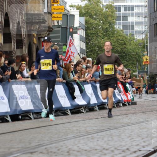13.09.2026 - 21. swb-Marathon Bremen Strokosch-Dieckow http://msf.ph/oto/10289264 13.09.2026 10:42:29 Ziel 11895, 12426, 13585, 13621, 10312, 10816, 11779, 12281 meine-sportfotos.de