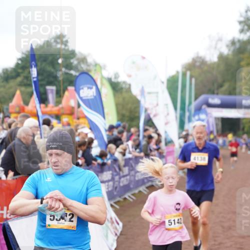 13.09.2026 - Airport Race Dennis Weichert http://msf.ph/oto/10289279 13.09.2026 10:30:50 Ziel 4138, 5142, 5188, 5342 meine-sportfotos.de
