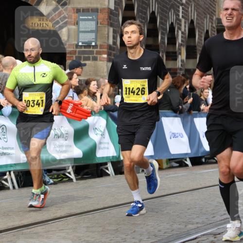 13.09.2026 - 21. swb-Marathon Bremen Strokosch-Dieckow http://msf.ph/oto/10289300 13.09.2026 10:41:52 Ziel 11426, 11628, 11944, 12246, 12442, 12455, 13520, 13586, 13600, 12426, 12468, 13621 meine-sportfotos.de