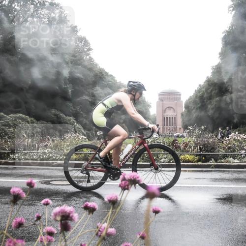 13.09.2026 - Stadtparktriathlon H.Heesch http://msf.ph/oto/10289306 13.09.2026 12:53:19 Radfahren 1199, 1220, 1282, 1298 meine-sportfotos.de