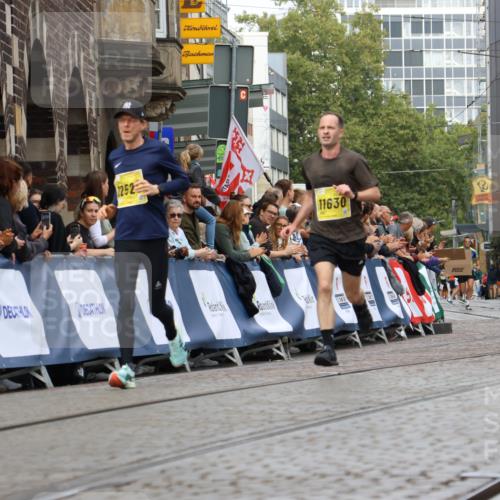 13.09.2026 - 21. swb-Marathon Bremen Strokosch-Dieckow http://msf.ph/oto/10289308 13.09.2026 10:42:29 Ziel 11895, 12426, 13585, 13621, 10312, 10816, 11779, 12281 meine-sportfotos.de