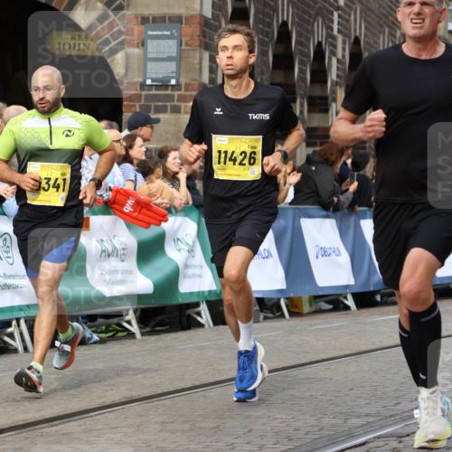13.09.2026 - 21. swb-Marathon Bremen Strokosch-Dieckow http://msf.ph/oto/10289314 13.09.2026 10:41:52 Ziel 11426, 11628, 11944, 12246, 12442, 12455, 13520, 13586, 13600, 12426, 12468, 13621 meine-sportfotos.de