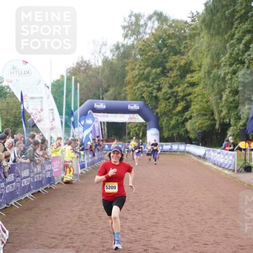 13.09.2026 - Airport Race Dennis Weichert http://msf.ph/oto/10289317 13.09.2026 10:30:57 Ziel  meine-sportfotos.de
