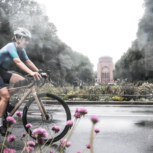 13.09.2026 - Stadtparktriathlon H.Heesch http://msf.ph/oto/10289326 13.09.2026 12:53:36 Radfahren 1280 meine-sportfotos.de
