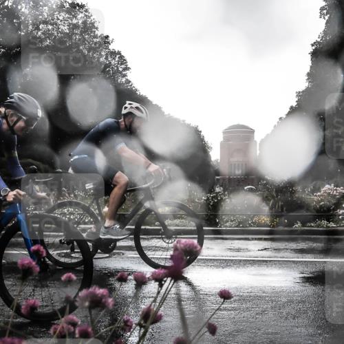13.09.2026 - Stadtparktriathlon H.Heesch http://msf.ph/oto/10289342 13.09.2026 11:43:33 Radfahren 796, 812, 847, 937 meine-sportfotos.de