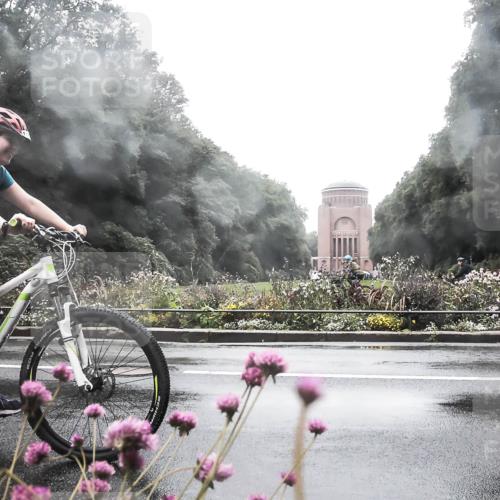 13.09.2026 - Stadtparktriathlon H.Heesch http://msf.ph/oto/10289360 13.09.2026 12:53:59 Radfahren 1078, 1084, 1214, 1255, 1294 meine-sportfotos.de