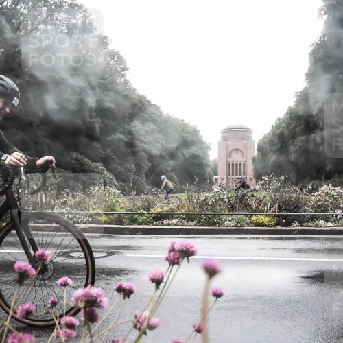 13.09.2026 - Stadtparktriathlon H.Heesch http://msf.ph/oto/10289366 13.09.2026 12:54:01 Radfahren 1078, 1084, 1214, 1248, 1294 meine-sportfotos.de
