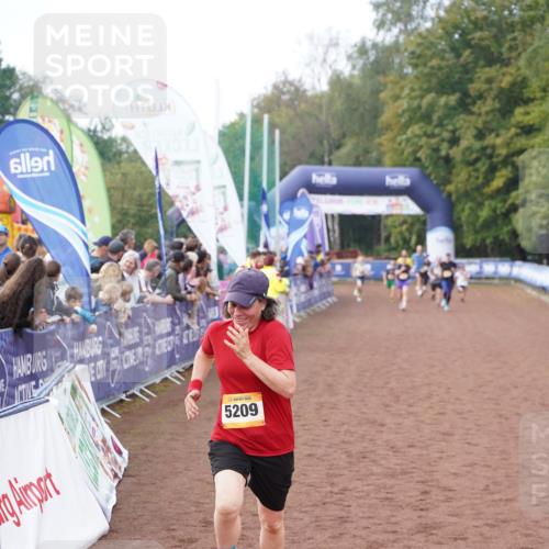 13.09.2026 - Airport Race Dennis Weichert http://msf.ph/oto/10289372 13.09.2026 10:30:58 Ziel  meine-sportfotos.de