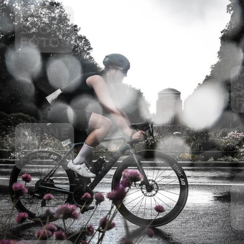 13.09.2026 - Stadtparktriathlon H.Heesch http://msf.ph/oto/10289398 13.09.2026 11:44:06 Radfahren 713, 762, 823, 832, 849, 886, 894, 963 meine-sportfotos.de